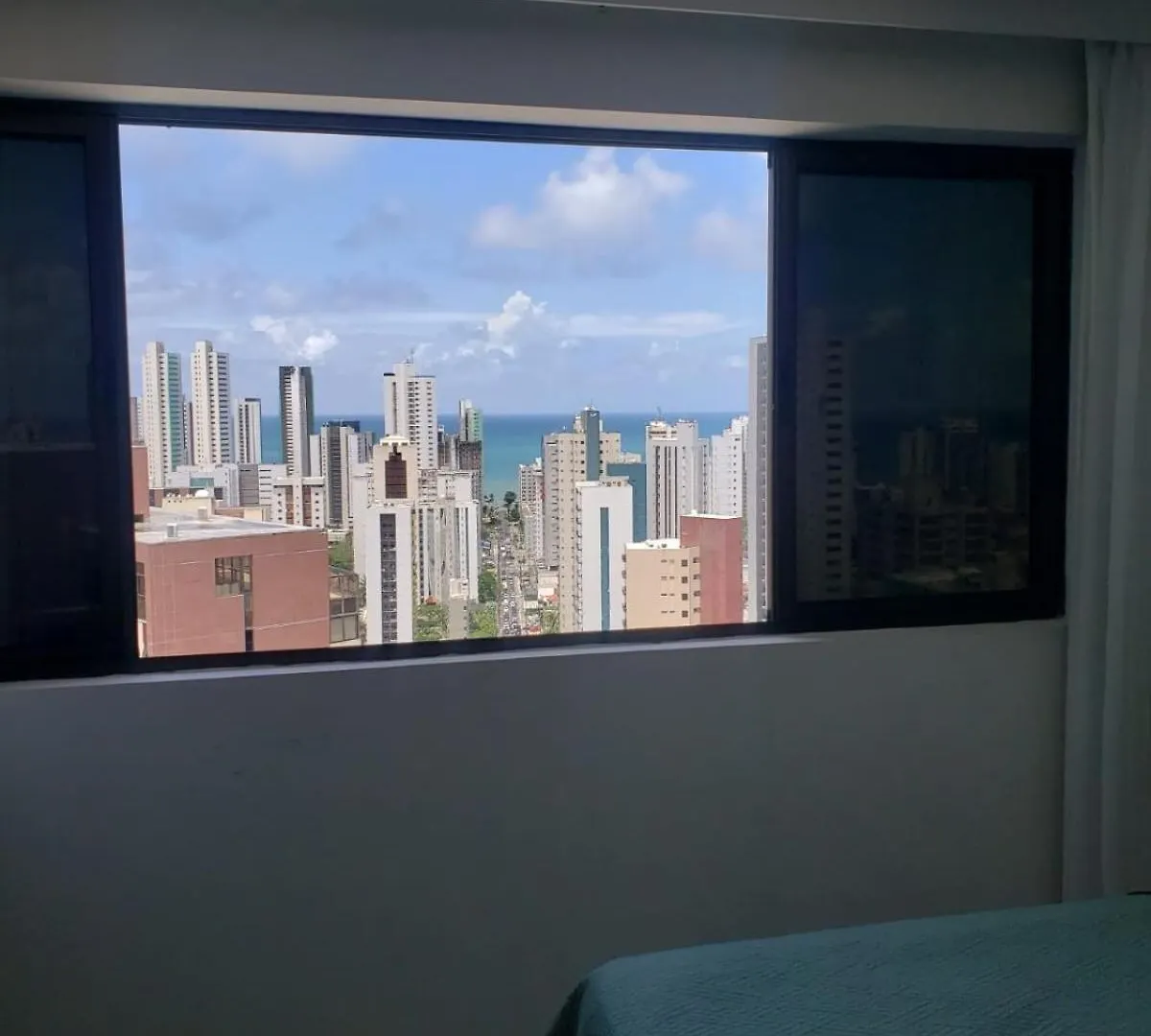 2402 - Flat em Boa Viagem Praia, próx ao shopping, vista mar Recife