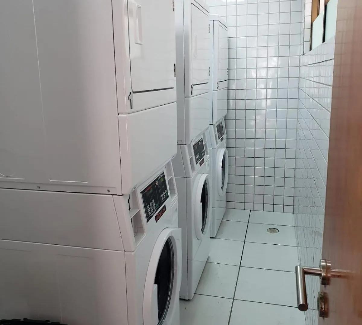 2402 - Flat em Boa Viagem Praia, próx ao shopping, vista mar Recife 0*,