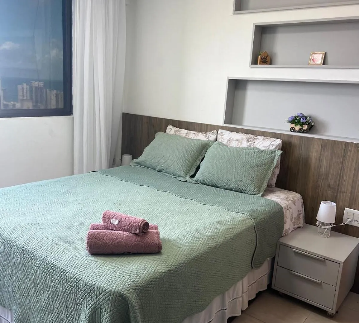 Apartment 2402 - Flat em Boa Viagem Praia, próx ao shopping, vista mar Recife